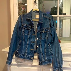 Gap Jean jacket with embroidered back size L